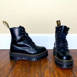 DR. MARTENS JADON SMOOTH LEATHER PLATFORM BOOTS